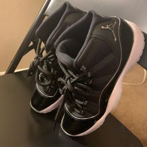 Air Jordan 11’s Jubilee’s size 5.5 Youth